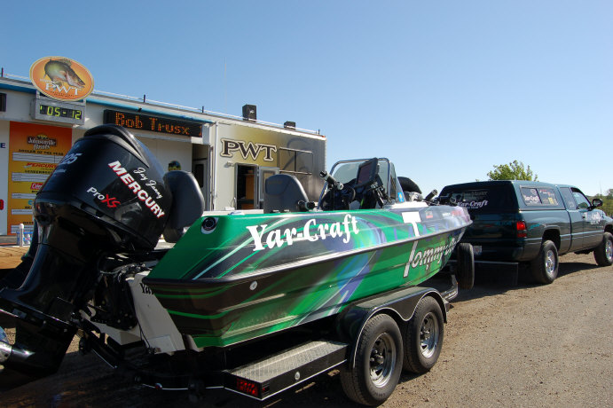 803853BD-000B-4B7A-A537-AFC2A79EA722