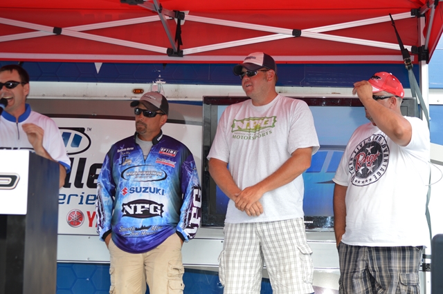 8041D5FE-7297-4567-9AB5-06EFD650D727