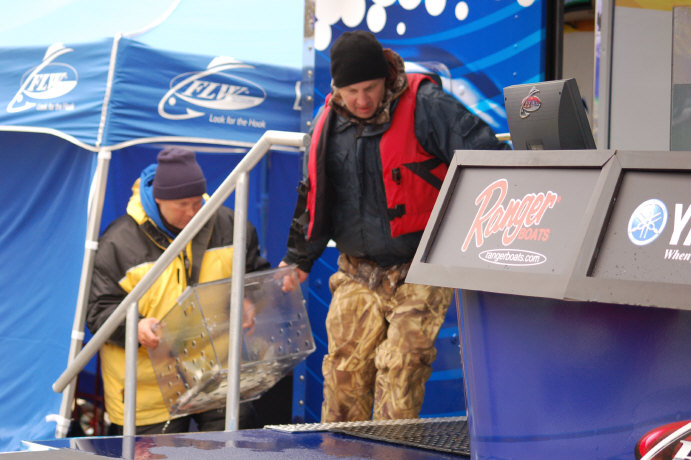 80797C7F-D9AF-4EB7-A535-CD833BF6710D