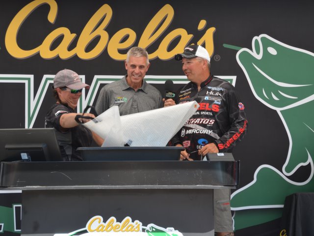 8083889A-A525-47FD-A035-1975BC6508BB