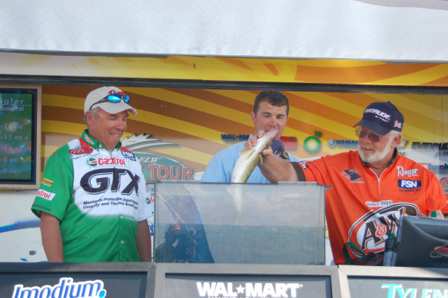 80A2E3B7-18E9-4B0D-B1CA-7355AEE8439B