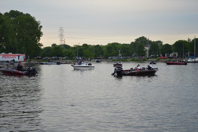 80FFA506-B8B2-440A-9C5B-49073A658299