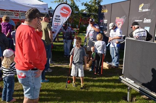 81255F5D-FE87-4B34-8482-EC710FC50C0F