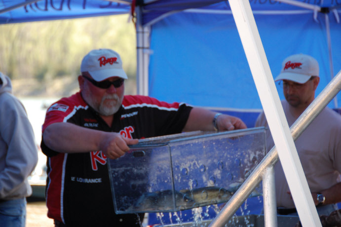 8139FD59-A9B5-41CC-8A23-6F116CA8D1A2