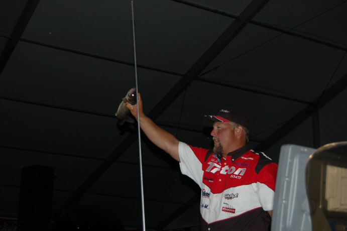 815538BC-2992-4E49-BEF5-B12F92744994