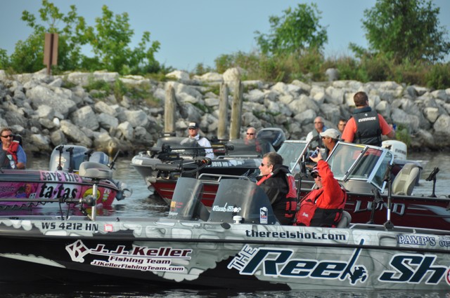 816C574A-DCB6-4687-ABE8-54E264BB29CE