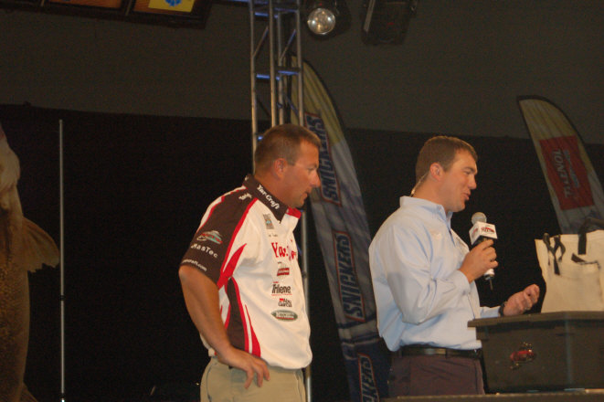 818034B0-3949-4ABA-95A6-AE1E2766A2EE