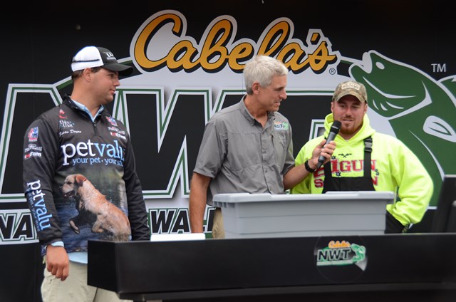 81D39D3B-B70B-409B-AE0A-0AE60D0A89C1