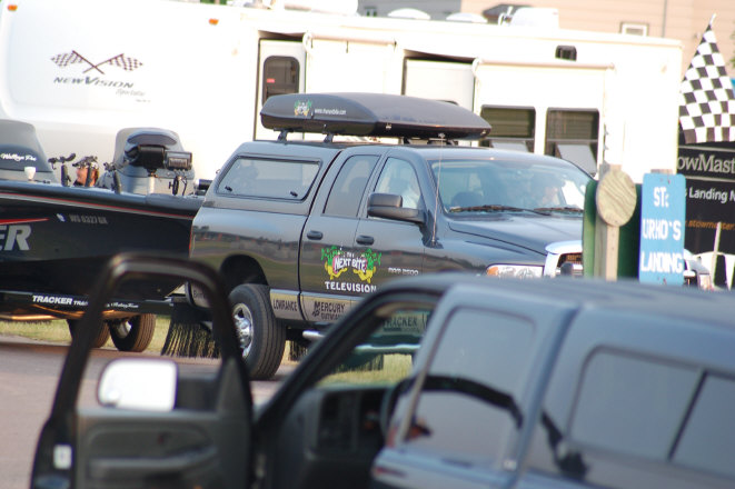 81E19B2E-E3DE-4B60-B43C-091534759F19