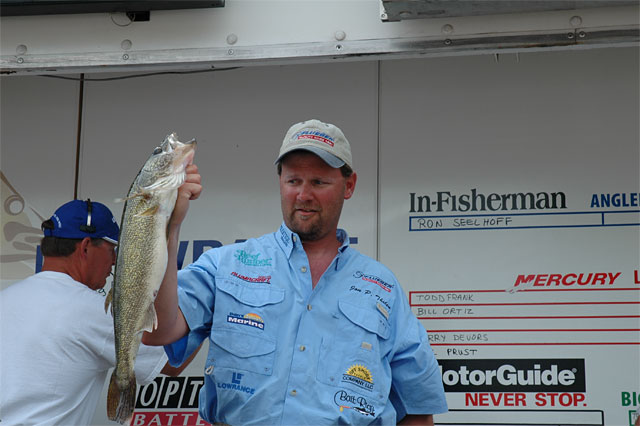 81E877A4-3865-45B6-AB55-EA8B1A5B8A56