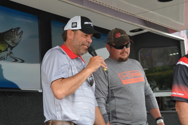 81EEED1E-5359-4C3A-AC37-D971EE6D0245