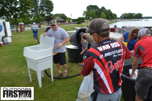 82221F7D-4C96-466F-89B3-77CBA8A10328