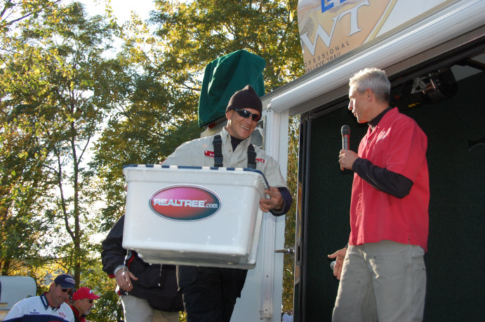 823E0DD9-150A-428F-8175-13B408494AC7