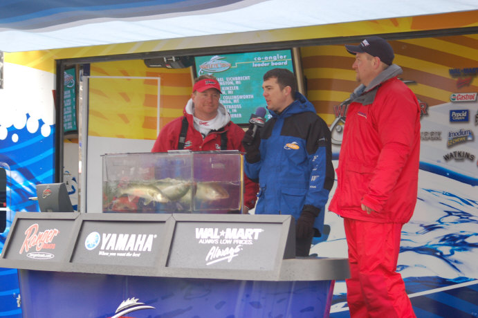 8253392C-8FF6-4884-A479-E259161B6DD0