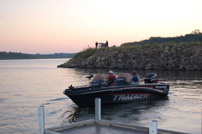 8254BAEE-29B9-4E4A-8F13-DA45DF95AE05