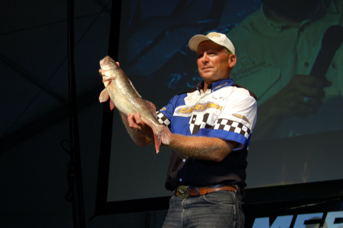 825D0EDE-CA10-4CCF-A14E-6B478120A155