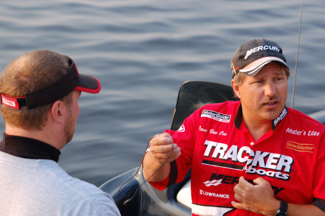 825D4B80-DA60-40CC-9E46-F40D8B0D50D3