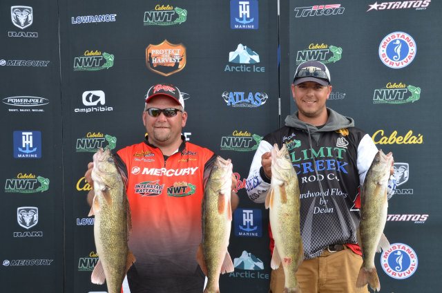 82622640-380F-459B-998C-0F465E21E2F1