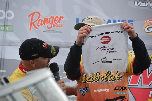 8277F670-4700-4790-AD15-DE5A53EA48B9