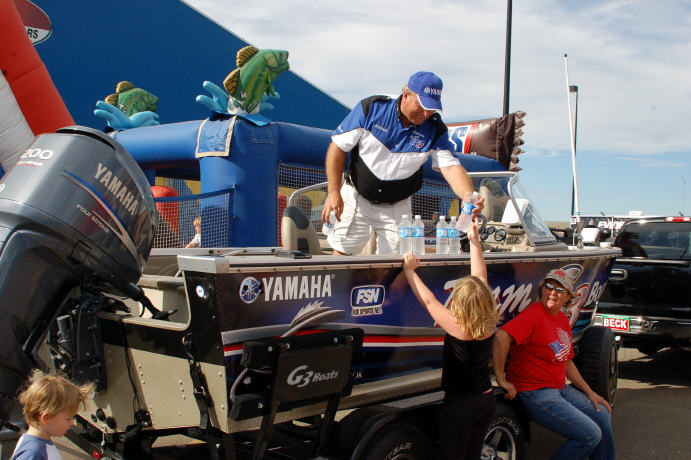 8280F590-A2A4-45B4-A62F-0FDD18191580