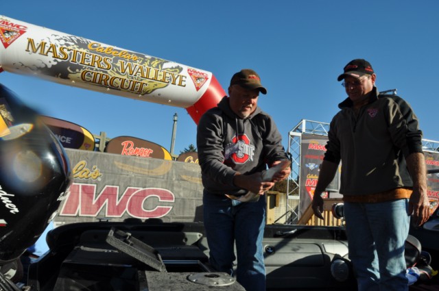 82875684-0E1F-4128-9089-371ACBC9CBBC