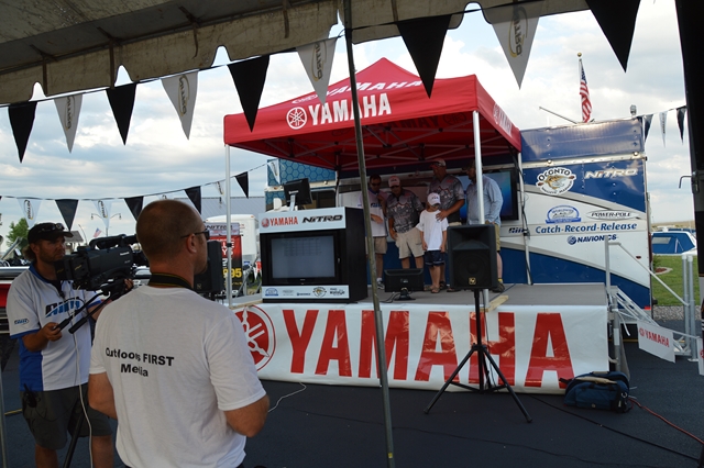 829FA3AC-D761-4BAF-97B5-3B3DAE56CB92