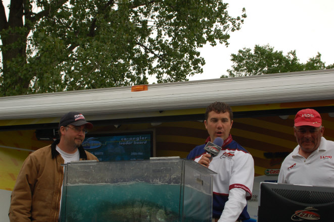 82B09422-4A72-4DDB-A834-5E1DFBF28F5A