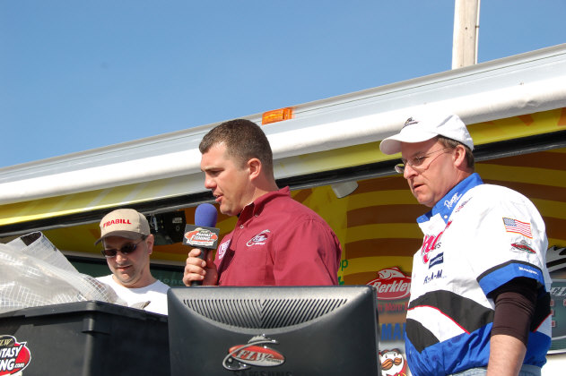 82FA0B9F-9093-44E8-BB00-11929F2E5D3C