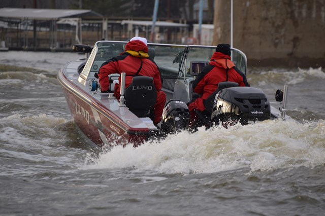 831C4798-12B7-47B6-8521-543D4D48C84B