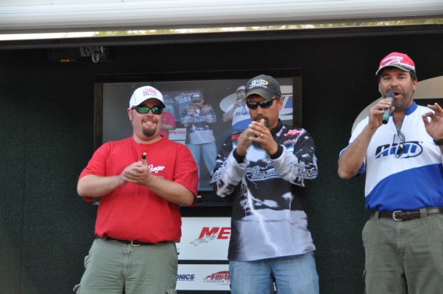 8390008E-13EB-4C7B-B1BC-35D03C51618A