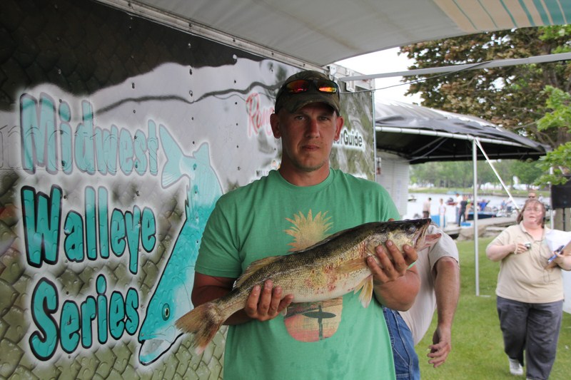 839F47BD-D272-444E-9C12-D6E8D53642E2