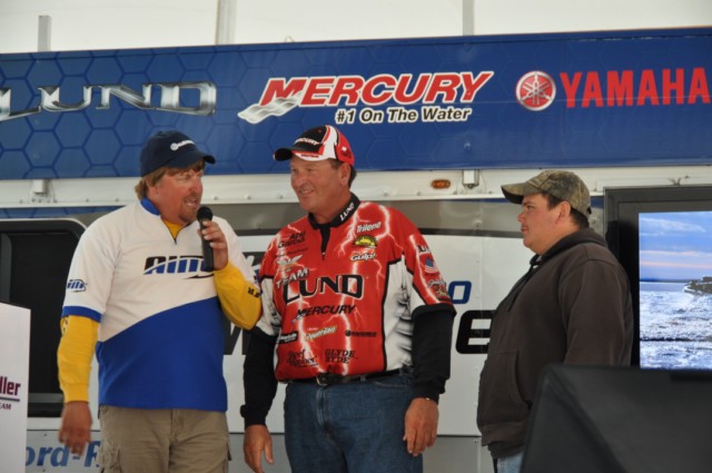 83D831B6-935A-4DE6-9FF6-DABCF99508C0