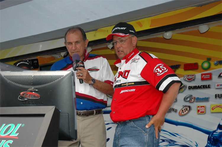 83DA5DFC-6A35-43E4-8E11-9821F7CED868