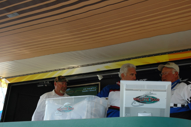 840F0FAB-4CFB-47C8-90CD-BD0E8B218E19