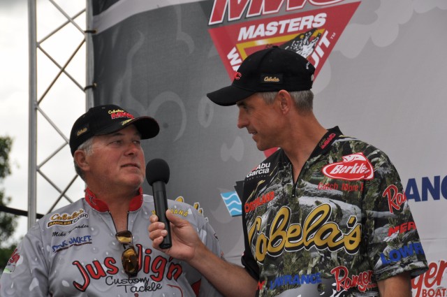 8411FE4C-8CD4-4AF6-B33C-8205858DB473