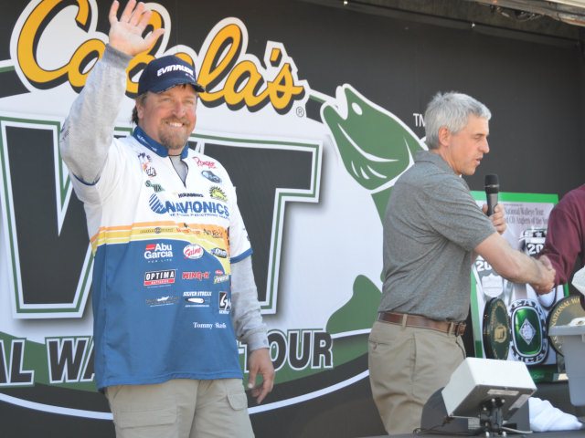 8464A946-7E50-4F89-9C2D-381BC0978E36