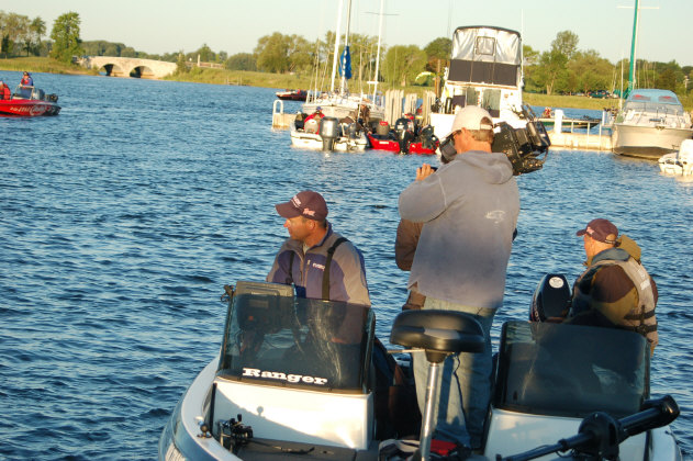 8467AE4A-6515-4DD0-9A4D-7FDDFC754136