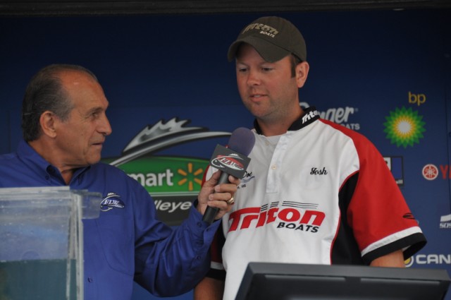 849BEFCF-42F1-41F2-A3B8-69D3D17E2071