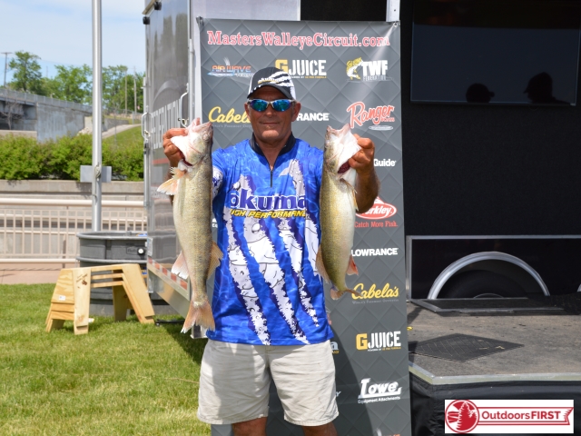 84BFF34F-72B3-452D-B232-9D541E205829