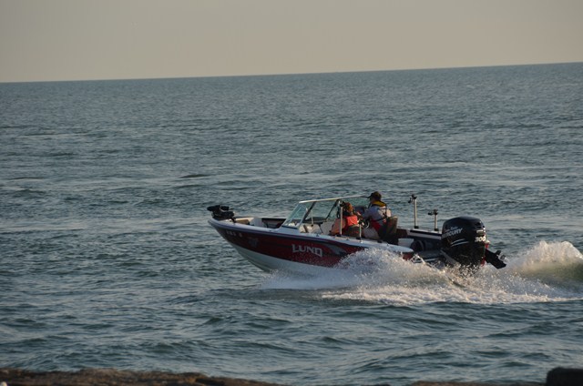 8562B552-4BBD-4070-8765-FE6F629D15EC