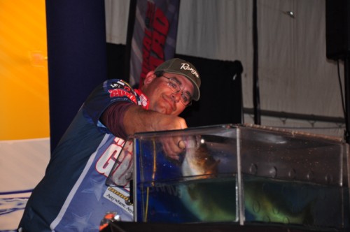 85D09983-987D-4B07-A228-B72FD1B6BBE6