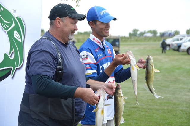 85E7D130-F4FD-4F49-9D3B-DFB448F427A5