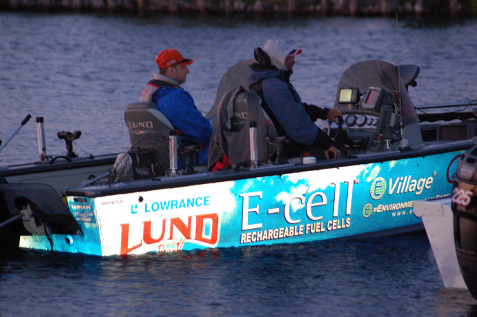 85FC9EDF-883E-44FC-8692-909505DFCEBA