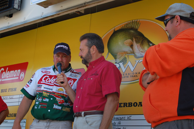 8625CA6B-A8A0-4319-9D0F-D1B9EB953AAB