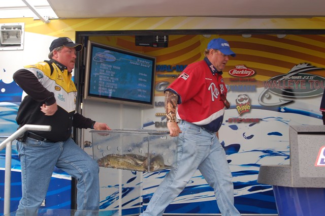 86493983-2449-49D0-8D22-F36F7EF0B03E