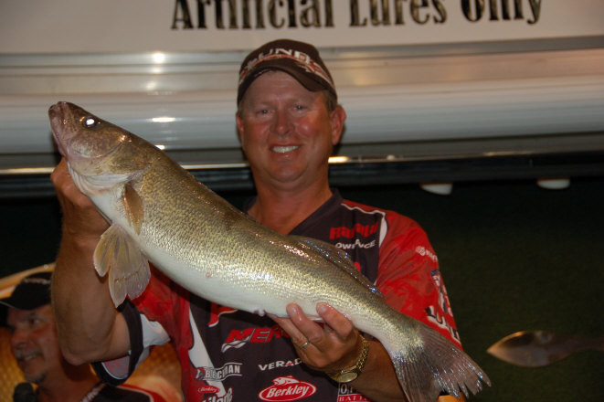 8690D146-A27F-4C5F-93AA-EADEEF571B9C