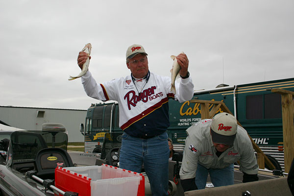 86A4BCB6-AE94-4858-B037-82CE537FE48A