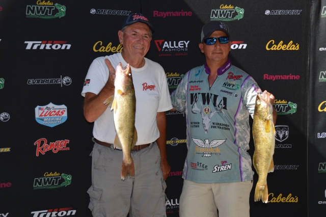 86FAE31B-F8D1-4A5F-B1B1-815747188B7C