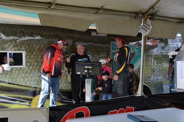 87168802-4B38-41D0-A687-805290582ACA