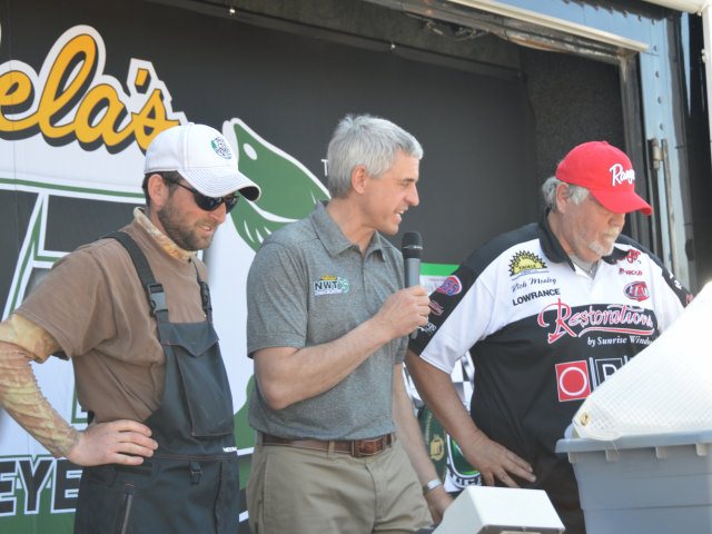 873CE12D-241F-471C-9AE5-99DD91C5BBB3